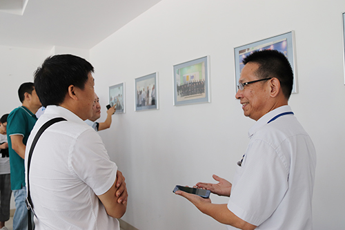 開(kāi)關(guān)藝術(shù)的交流——北江開(kāi)關(guān)設(shè)備廠家來(lái)訪考察