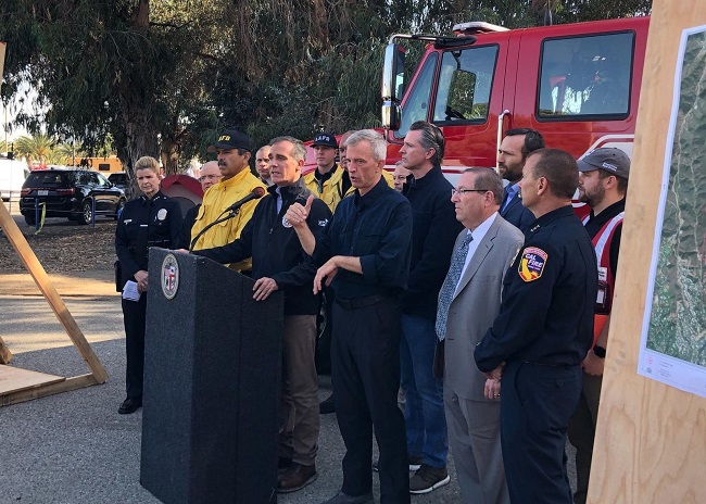 加州火災(zāi)，樹閃是元兇，我們應(yīng)如何避免？